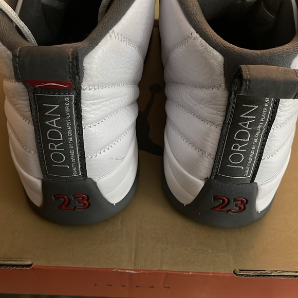 2019 Air Jordan 12 Size 12 with OG Box - Picture 4 of 7